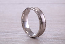 Load image into Gallery viewer, Gents 6 mm Wide Patterned White Gold Band