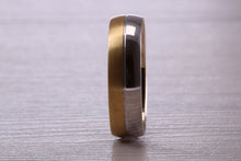 Load image into Gallery viewer, Gents Two Tone Gold 6 mm wide Band