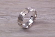 Load image into Gallery viewer, Very Chunky Gents 7 mm Wide White Gold Band