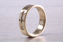 Load image into Gallery viewer, Gents 6 mm Wide Square Profile Diamond set Yellow Gold Wedding Band