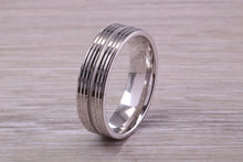 Load image into Gallery viewer, Gents 6 mm Wide Patterned White Gold Band