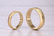 Load image into Gallery viewer, Bridal set His and Hers 18ct Yellow Gold Patterned Wedding Bands