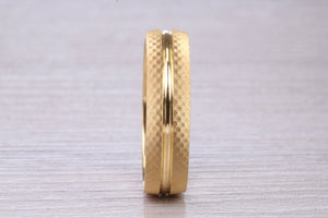 6 mm Wide 18ct Yellow Gold Patterned Wedding Band