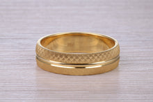 Load image into Gallery viewer, 6 mm Wide 18ct Yellow Gold Patterned Wedding Band