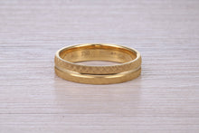 Load image into Gallery viewer, Bridal set His and Hers 18ct Yellow Gold Patterned Wedding Bands