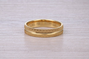 Bridal set His and Hers 18ct Yellow Gold Patterned Wedding Bands