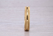 Load image into Gallery viewer, Bridal set His and Hers 18ct Yellow Gold Patterned Wedding Bands