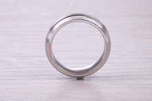 Load image into Gallery viewer, 6 mm Wide Patterned White Gold Band