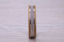 Load image into Gallery viewer, 5 mm Wide Yellow and White Gold Patterned Wedding Band