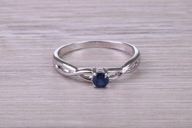 Dainty Round cut Sapphire Set 18ct White Gold Ring
