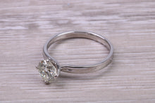 Load image into Gallery viewer, 1.47 Carat Natural Round cut Diamond set Platinum Solitaire