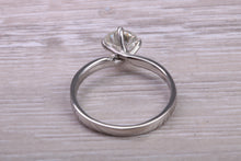 Load image into Gallery viewer, 1.47 Carat Natural Round cut Diamond set Platinum Solitaire