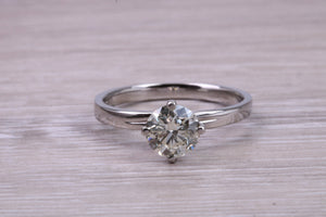 1.47 Carat Natural Round cut Diamond set Platinum Solitaire