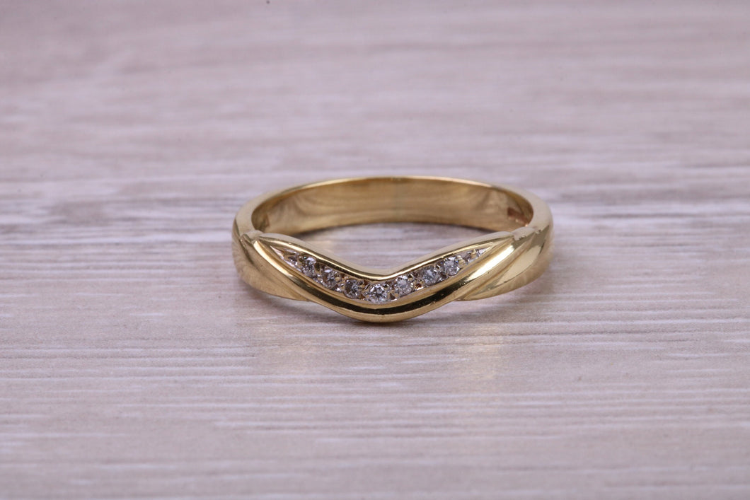 Curved Diamond set 18ct Yellow Gold Ring