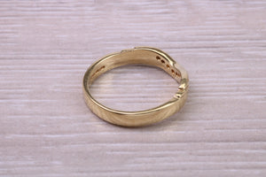 Curved Diamond set 18ct Yellow Gold Ring