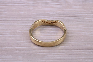 Curved Diamond set 18ct Yellow Gold Ring