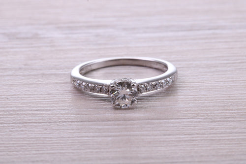 Beautiful Half carat Diamond set 18ct White Gold Engagement Ring